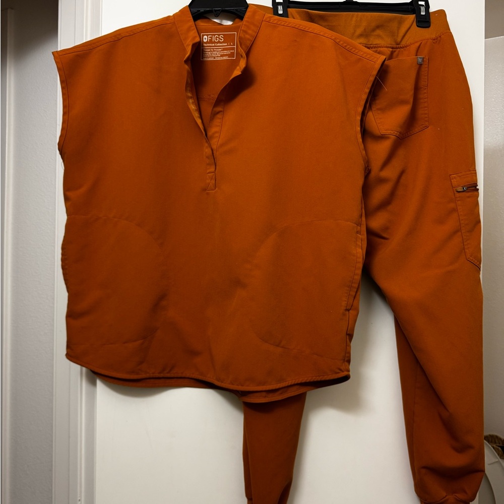 FIGS Scrub Set Burnt Orange Jogger Pants + Top